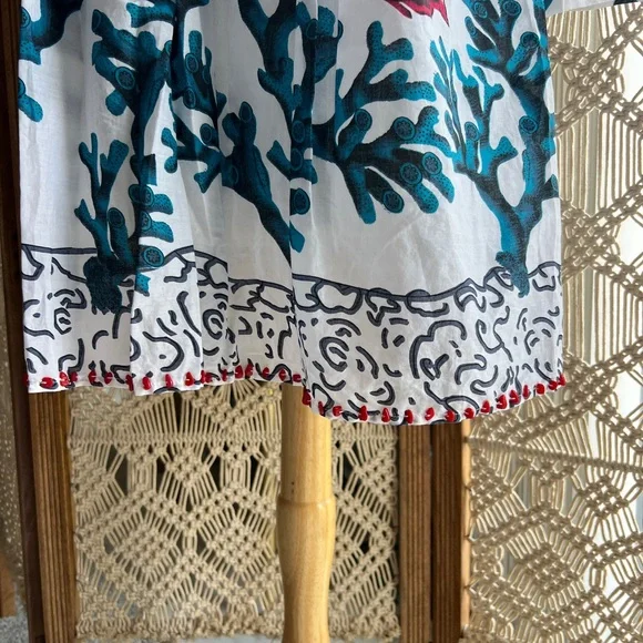 Soft Surroundings White and Red Fish Print Tunic - Picture 5 of 10